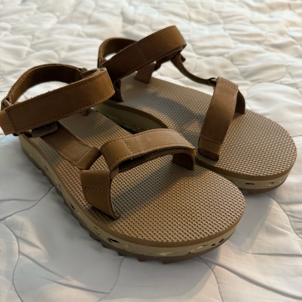 Teva- UNIVERSAL CERES- 7